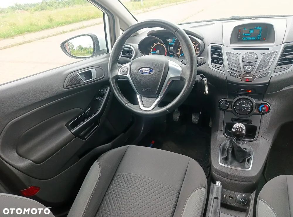 Ford Fiesta 1.0 EcoBoost Champions Edition - 14