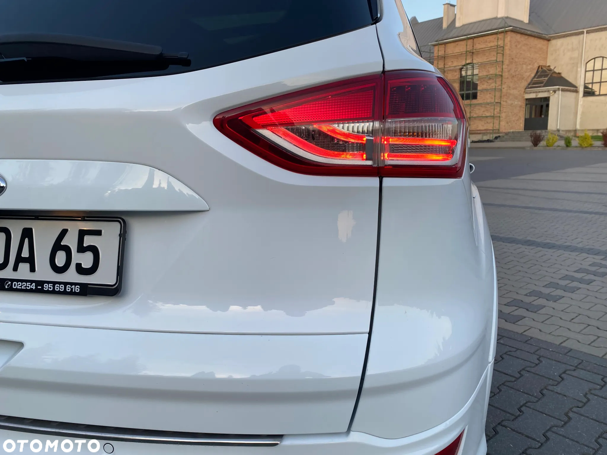 Ford Kuga 2.0 TDCi 4WD Titanium - 37