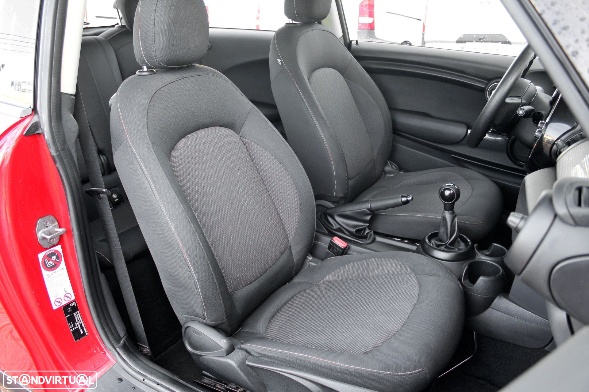 MINI 3 Portas Cooper D - 14