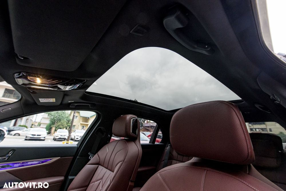 BMW Seria 7 740d xDrive MHEV - 16