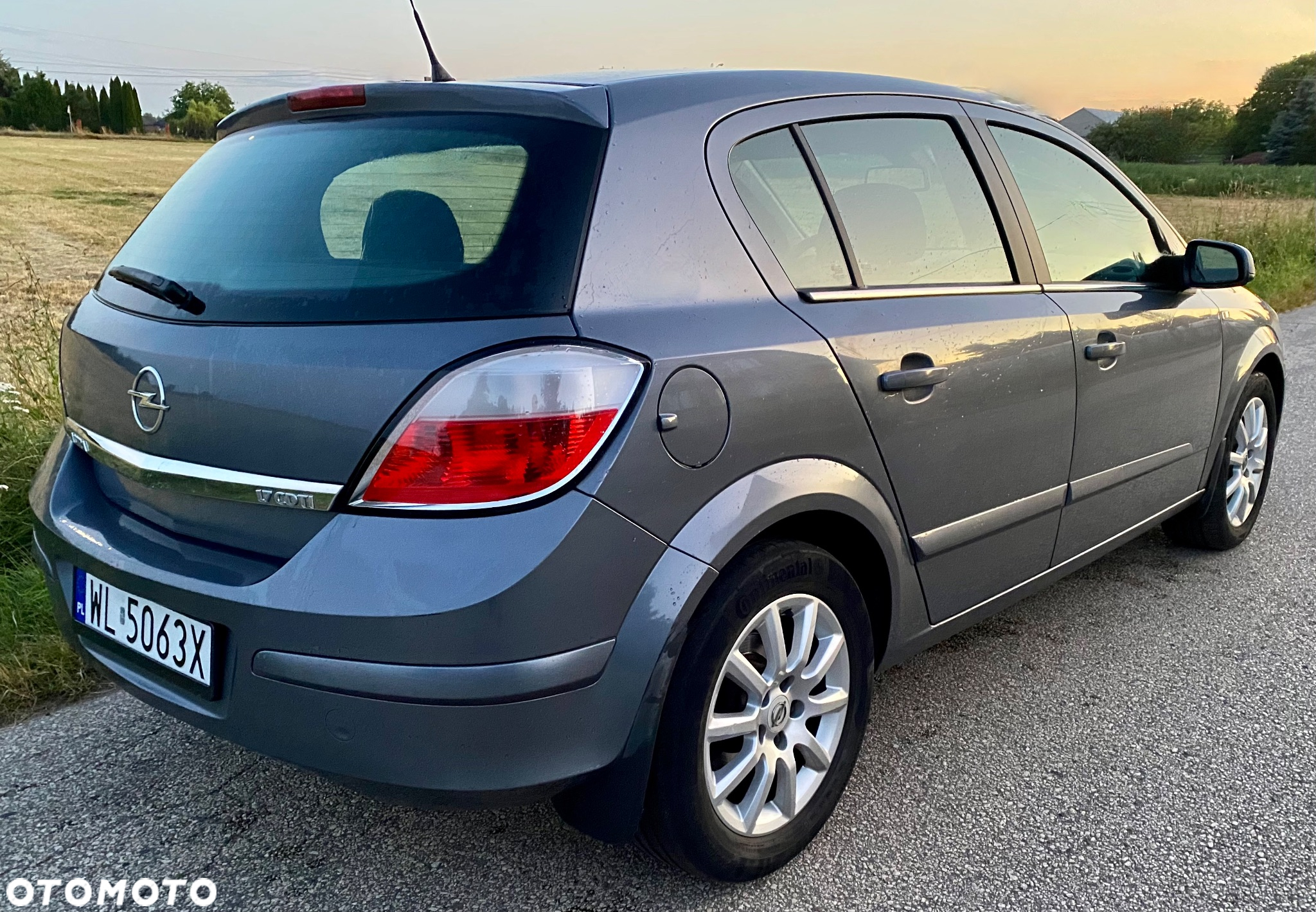 Opel Astra 1.7 CDTI Elegance - 3
