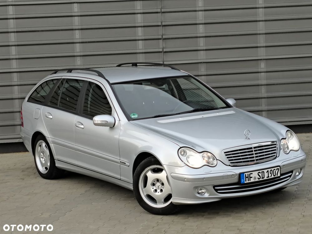 Mercedes-Benz Klasa C 180 Kompressor Automatik Avantgarde Sport Edition - 8