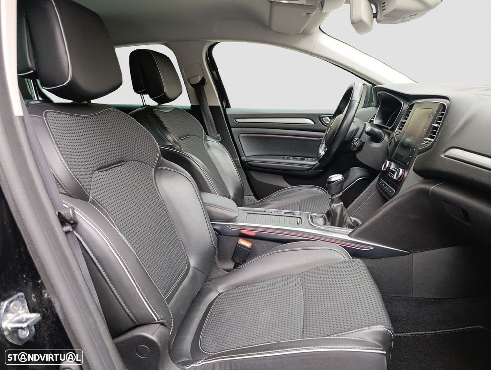 Renault Mégane - 16