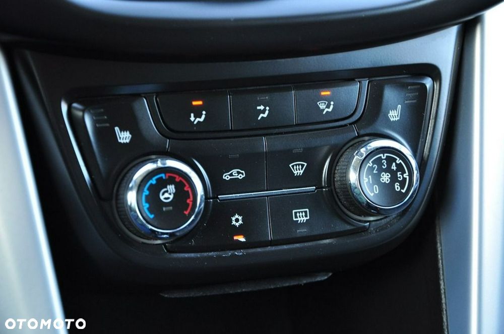 Opel Zafira - 38