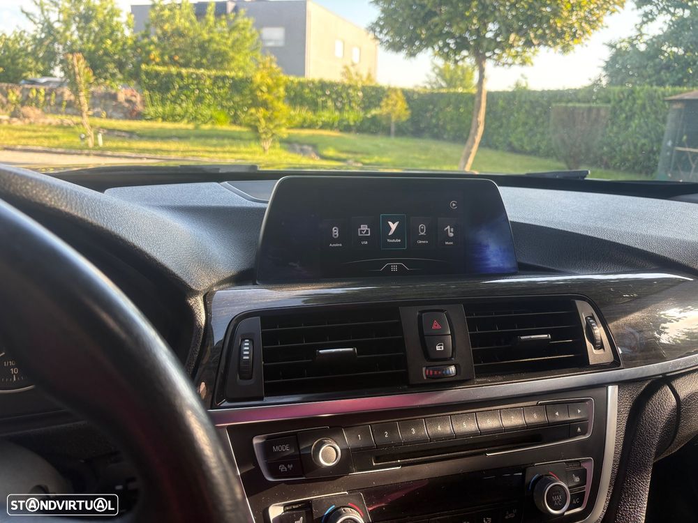 BMW 320 d Luxury Line - 6