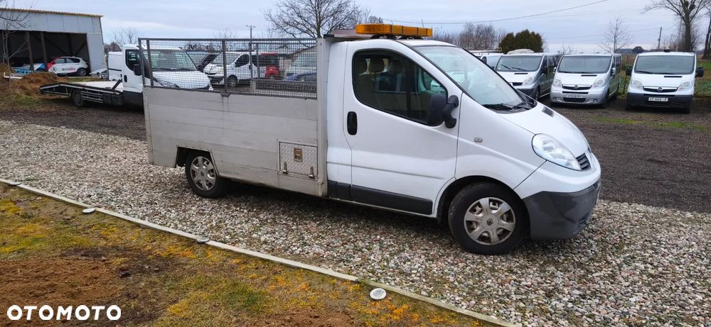 Renault Trafic - 2