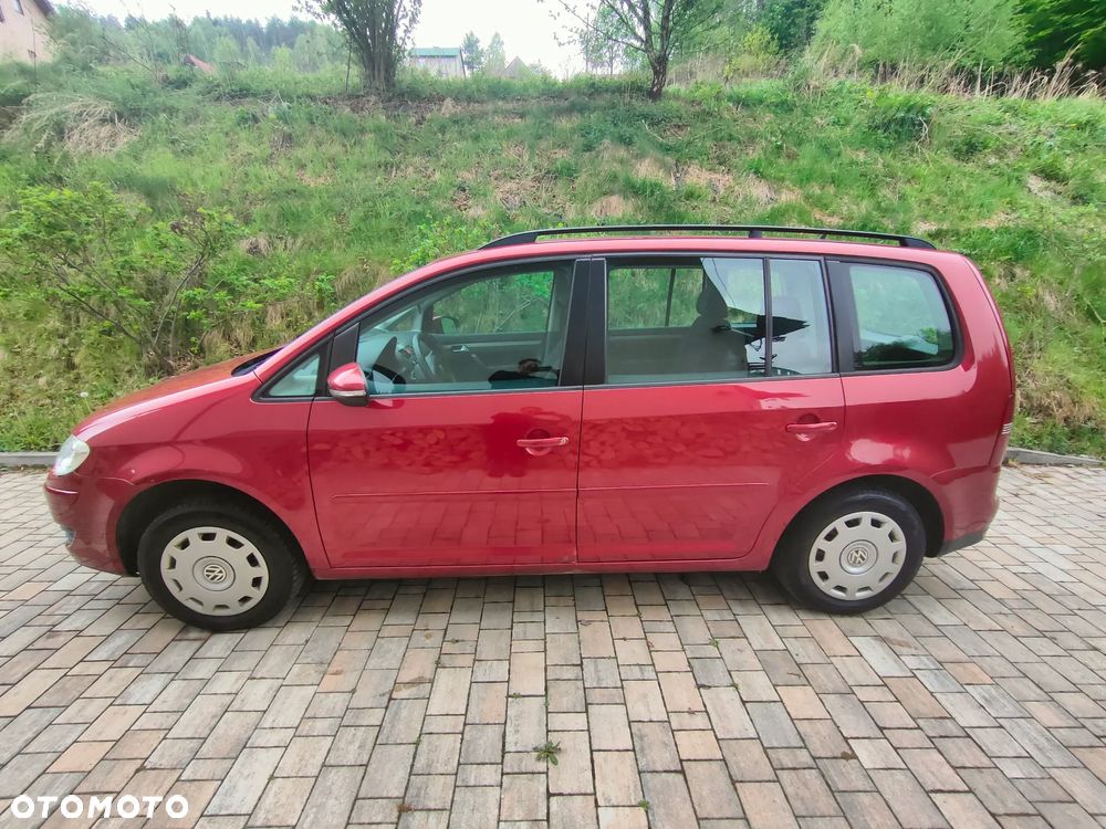 Volkswagen Touran 1.6 - 7