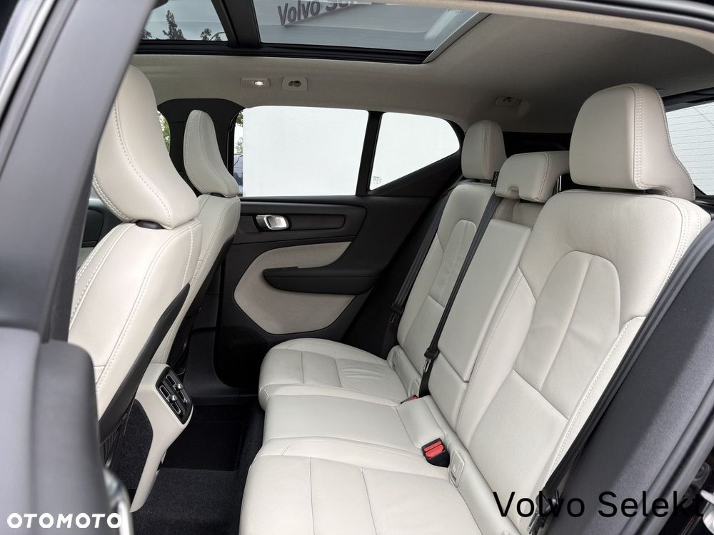 Volvo XC 40 - 23