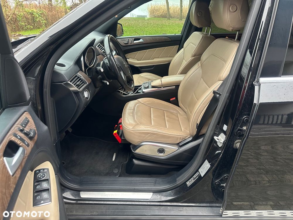 Mercedes-Benz GL 350 BlueTEC 4Matic 7G-TRONIC - 14