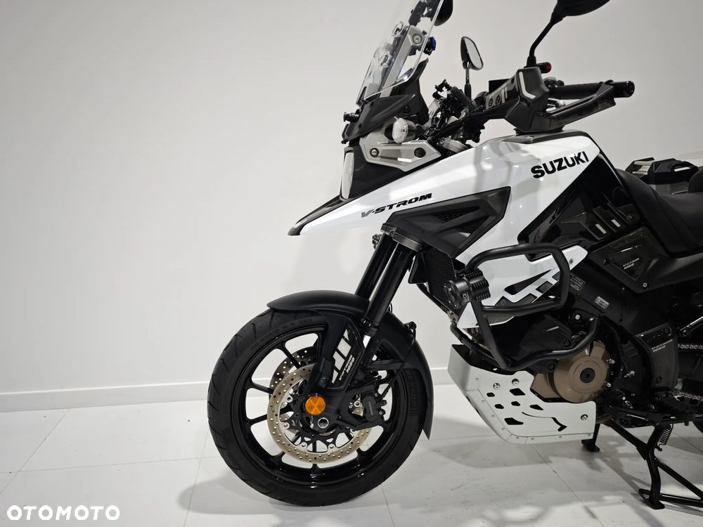 Suzuki V-STROM - 19