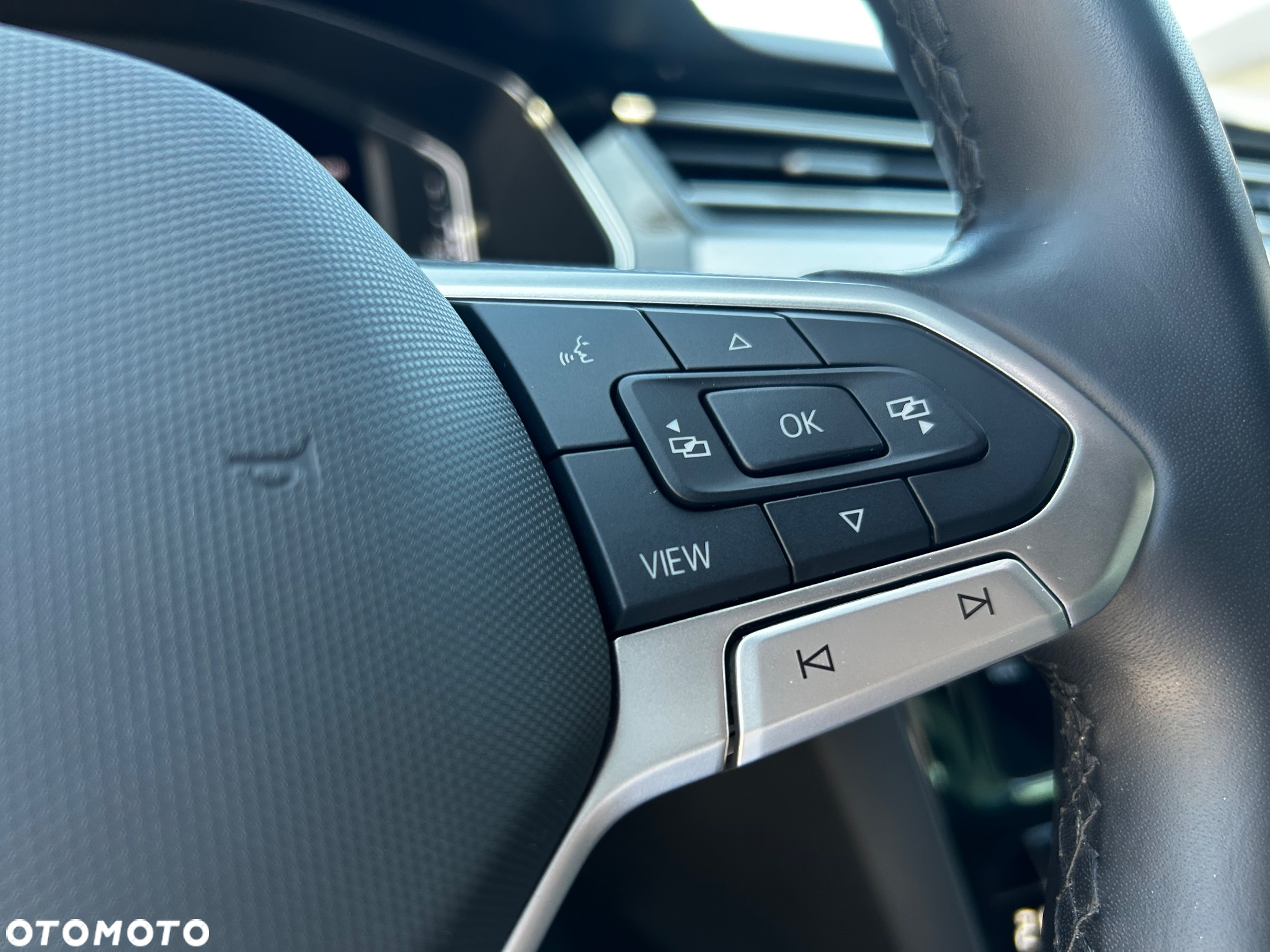Volkswagen Passat 1.5 TSI EVO Business DSG - 20