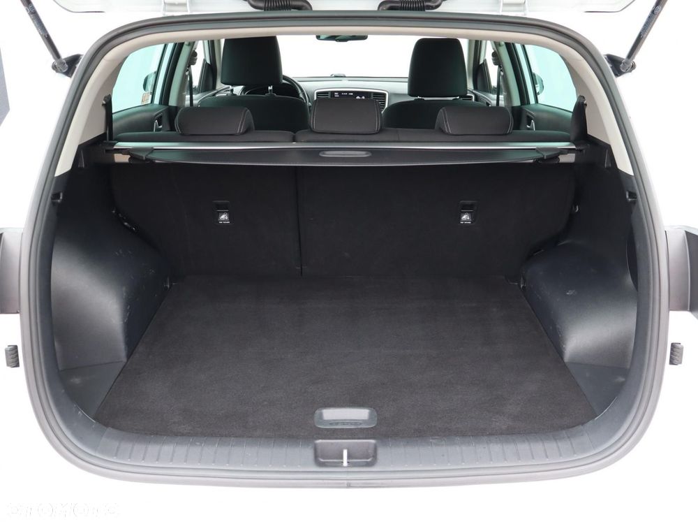 Kia Sportage 1.6 GDI M 2WD - 9