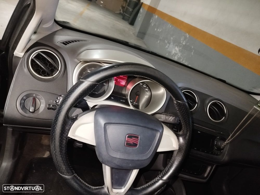 SEAT Ibiza ST 1.6 TDI Copa DPF - 5