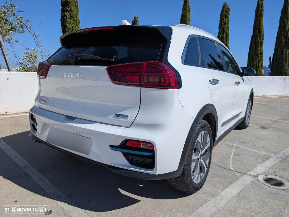 Kia e-Niro Vision - 19