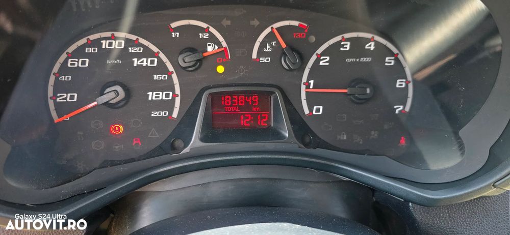 Ford Ka 1.2i Ambiente - 14