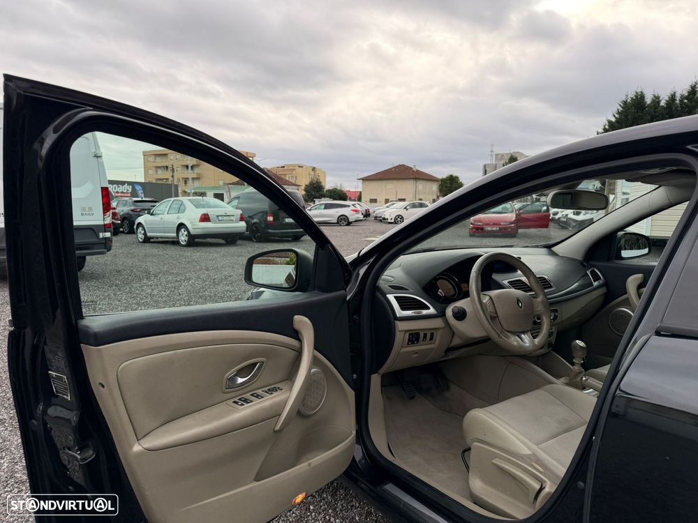 Renault Mégane 1.5 dCi Comfort SS - 12