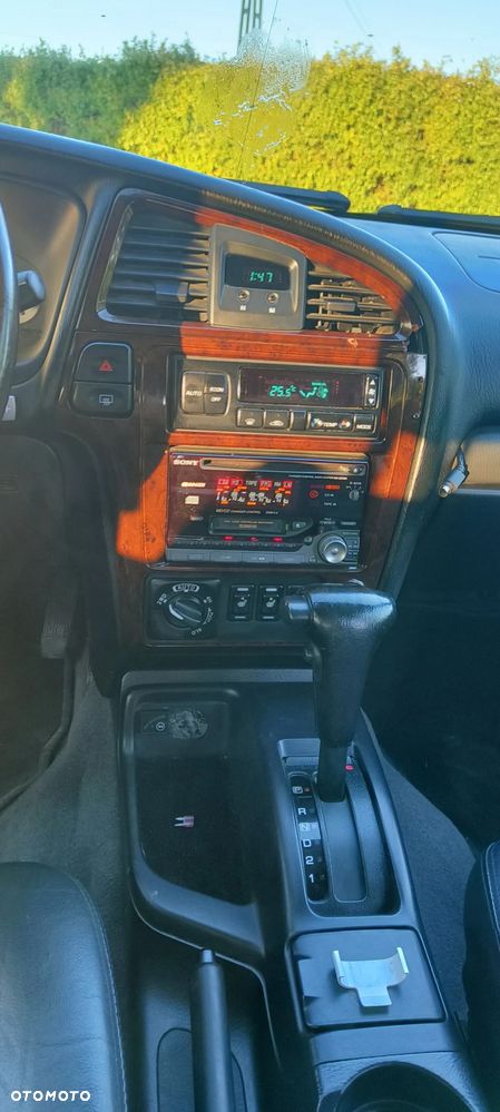 Nissan Pathfinder 3.5 V6 - 12