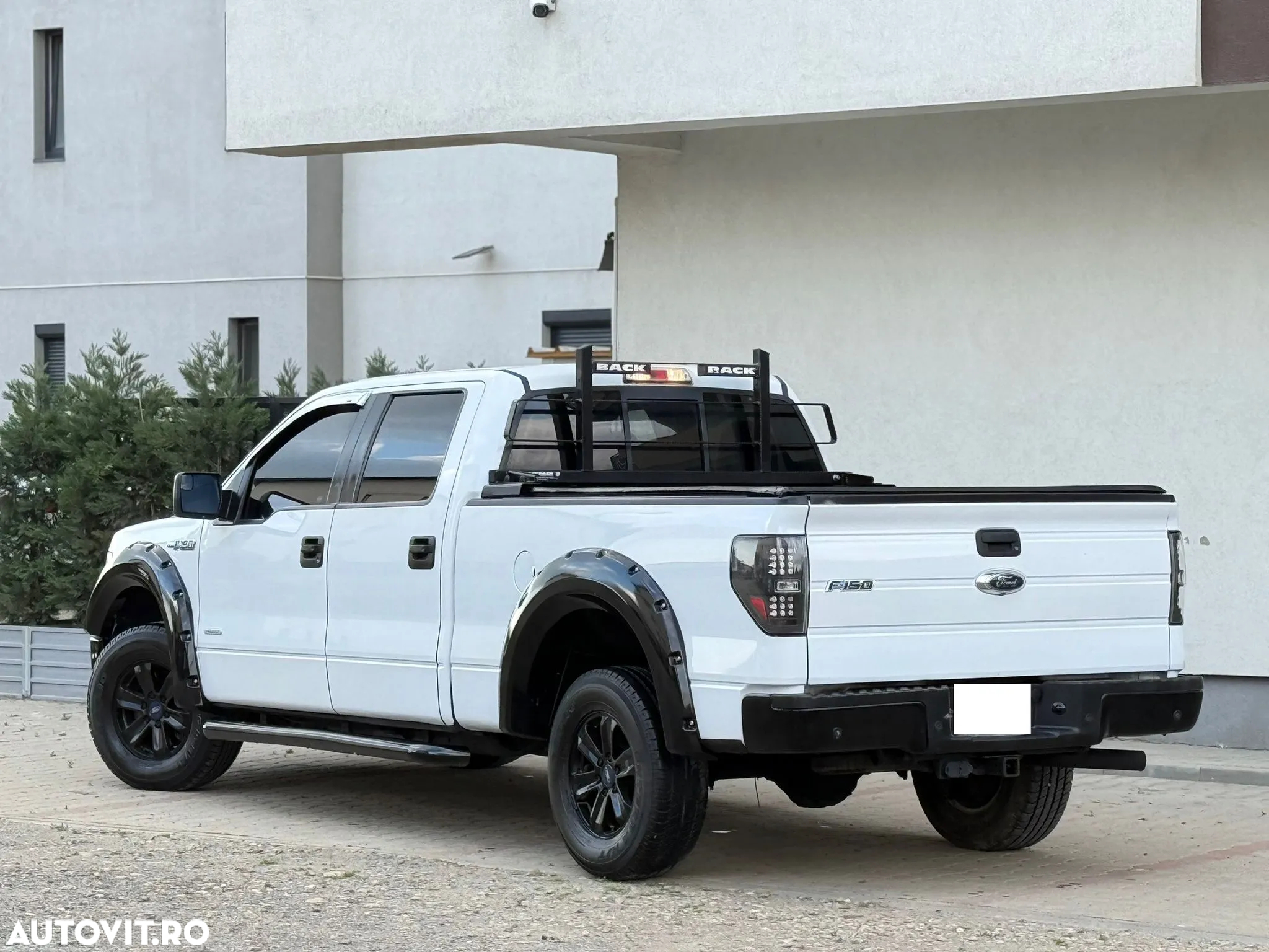 Ford F150 - 4
