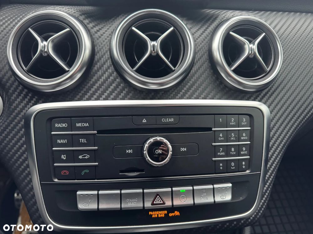Mercedes-Benz Klasa A 180 (BlueEFFICIENCY) AMG Sport - 19