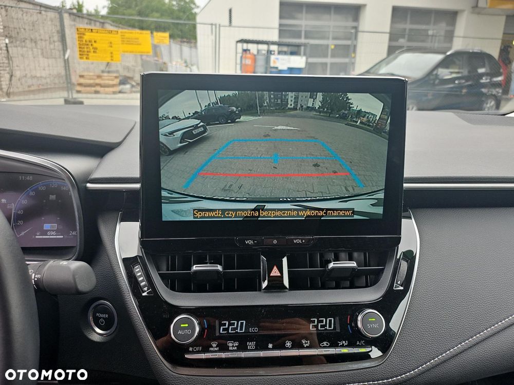 Toyota Corolla 1.8 Hybrid Comfort - 17