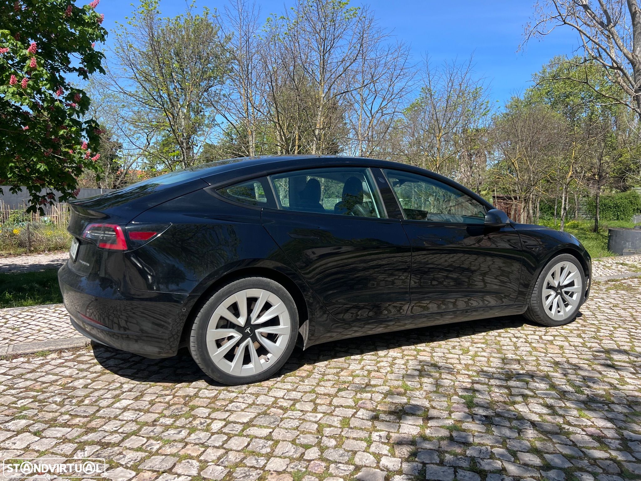 Tesla Model 3 Long-Range Dual Motor AWD - 1
