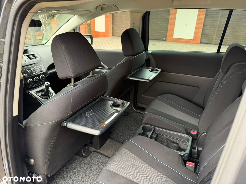 Mazda 5 - 15