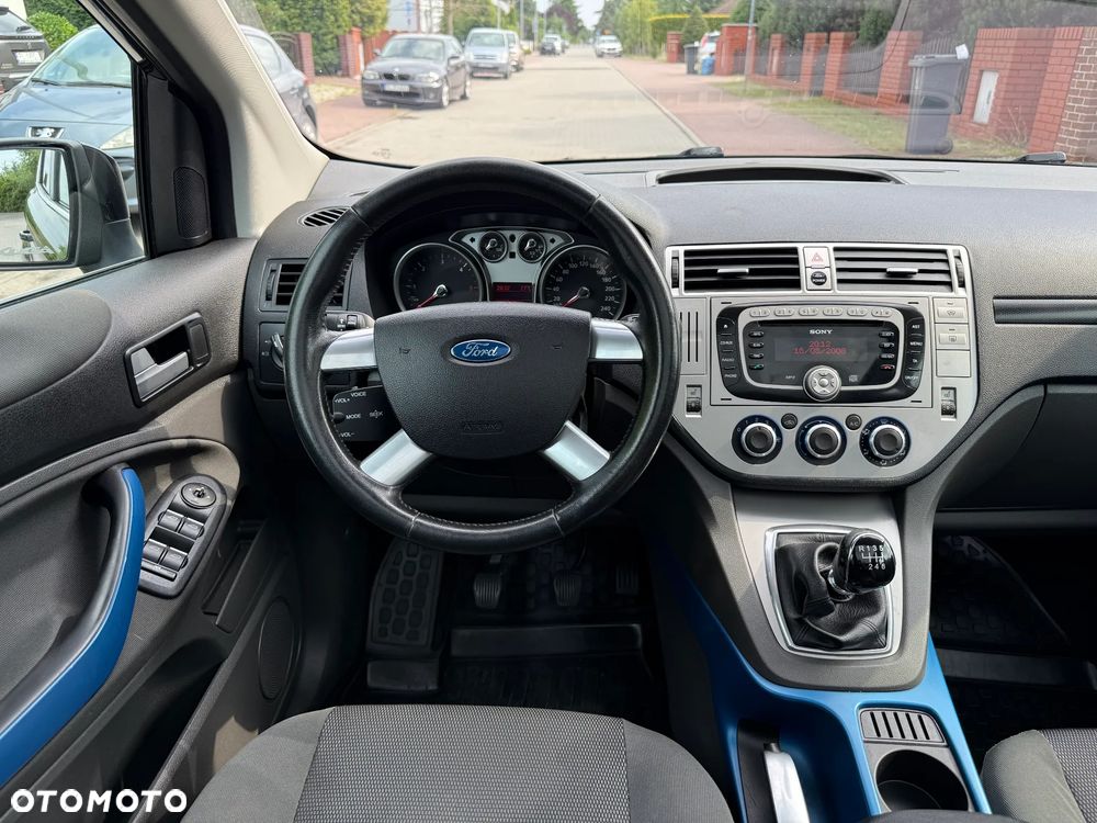 Ford Kuga 2.0 TDCi 4x4 Trend - 29