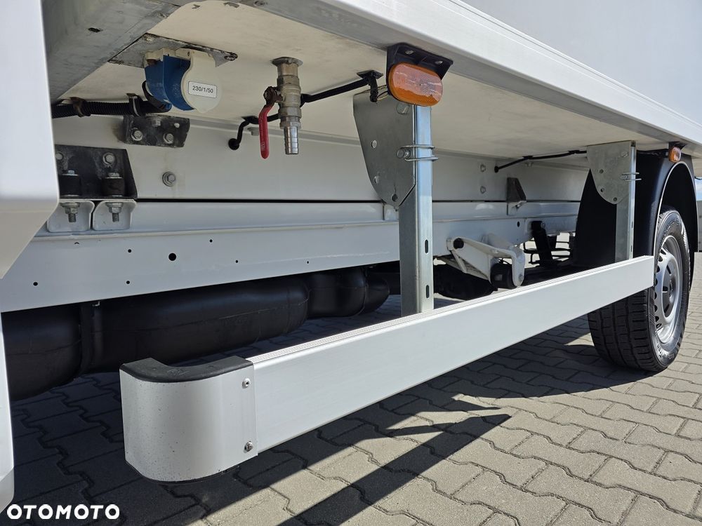 Mercedes-Benz Sprinter chłodnia mroźnia 316  Thermo king + zasilanie elektryczne - 24