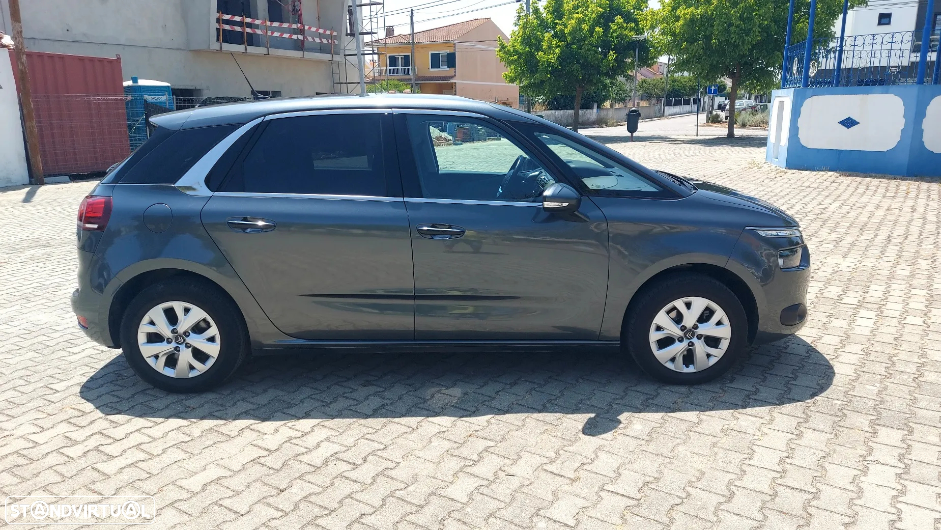 Citroën C4 Picasso PureTech 130 Stop&Start SELECTION - 4