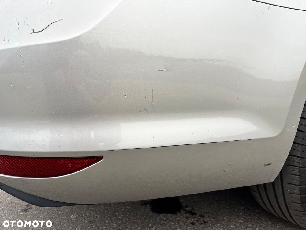 Volkswagen Golf 1.6 BlueTDI Cup - 24