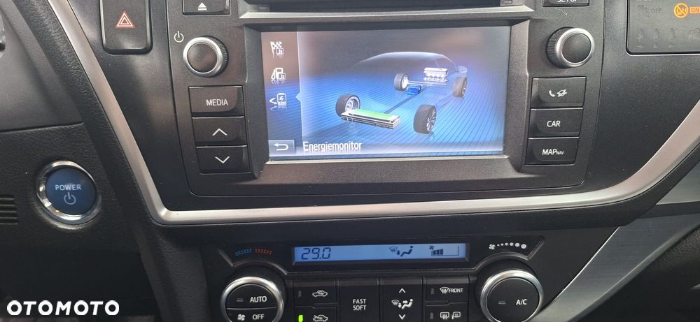 Toyota Auris - 17