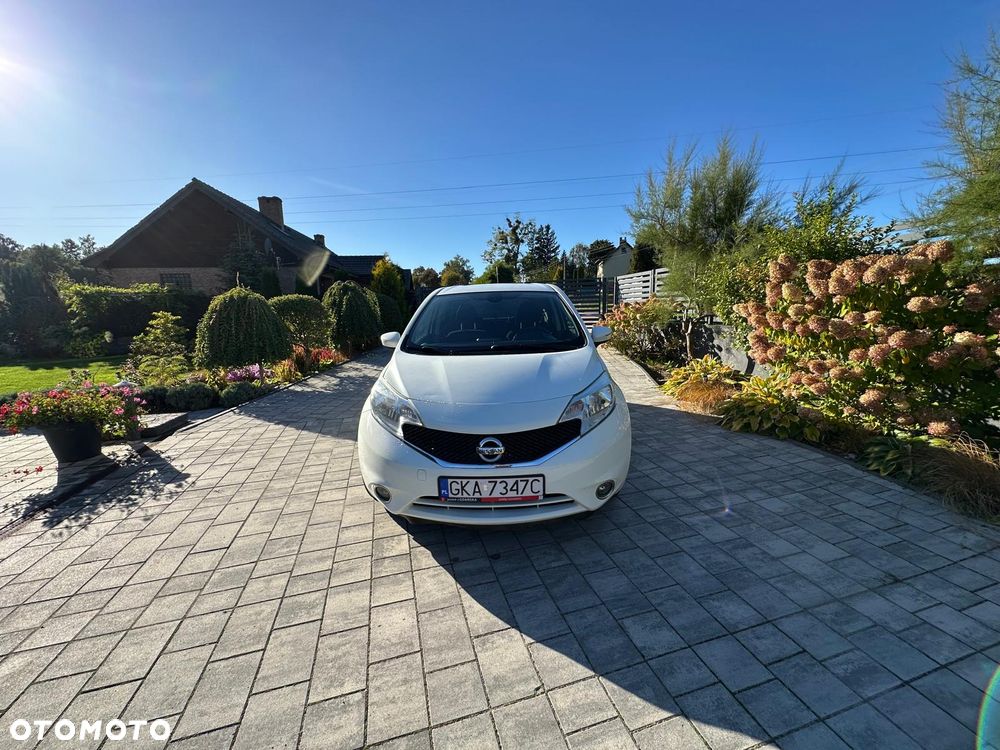 Nissan Note 2016 photo 2