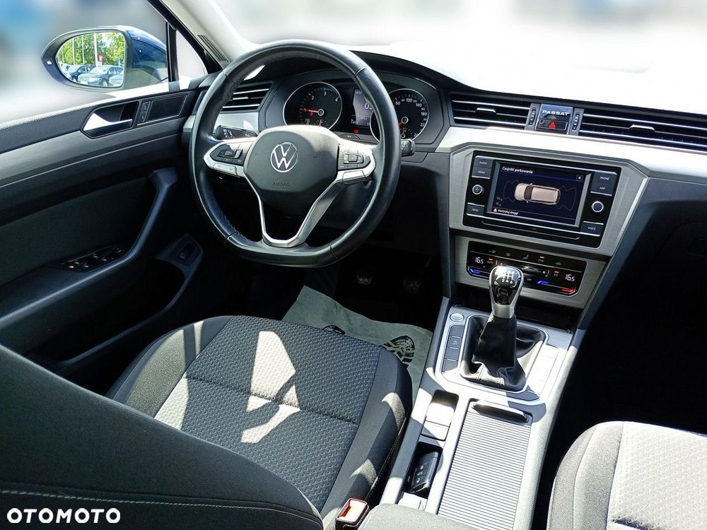 Volkswagen Passat Variant 2.0 TDI EVO Essence - 14