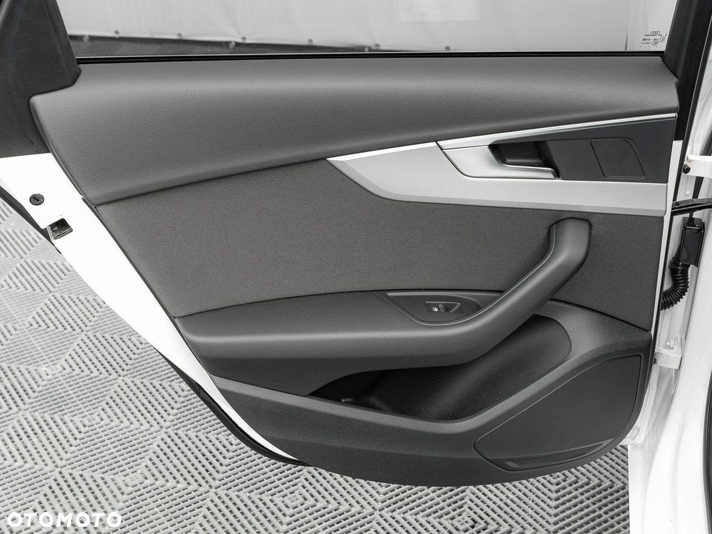 Audi A4 Limousine - 24