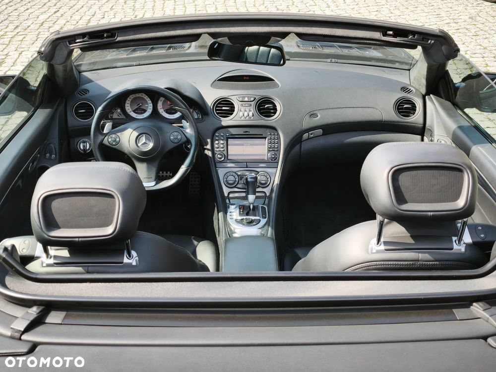 Mercedes-Benz SL 63 AMG SPEEDSHIFT MCT - 35