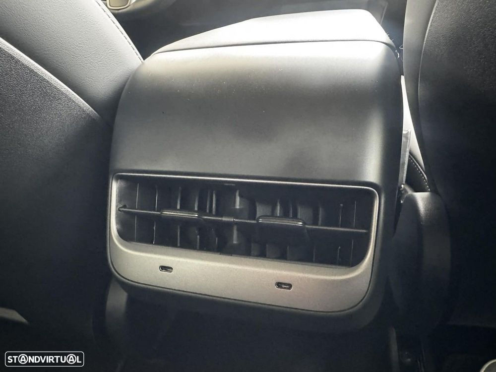 Tesla Model 3 Long Range AWD Dual Motor - 26