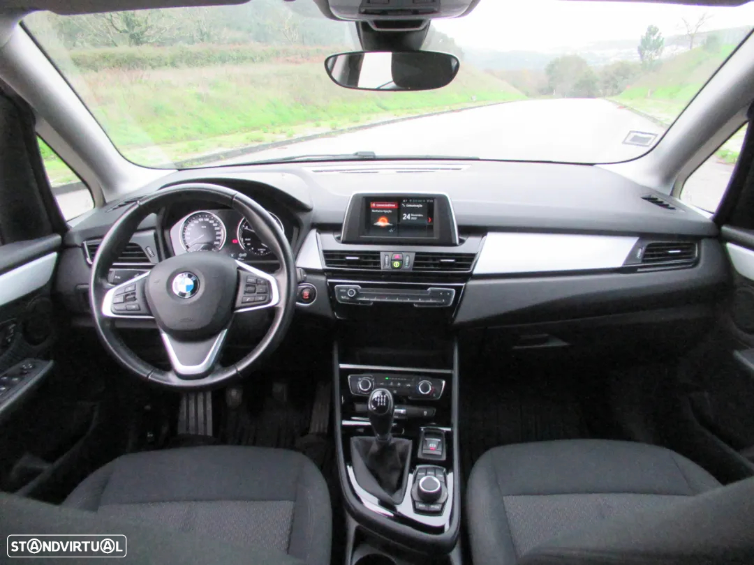 BMW 216 Active Tourer d Advantage - 18