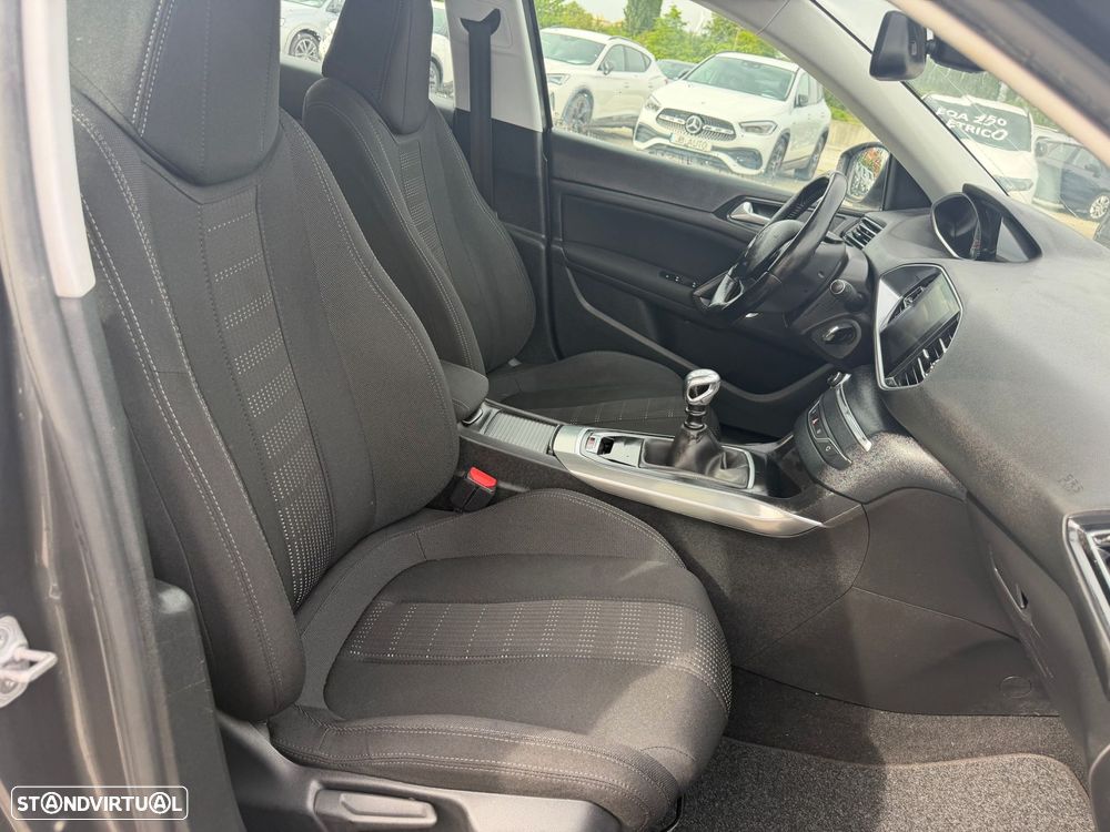 Peugeot 308 1.6 BlueHDi Allure J17 - 11