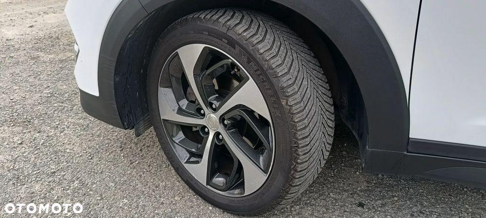 Hyundai Tucson 1.7 CRDI BlueDrive Premium 2WD DCT - 10