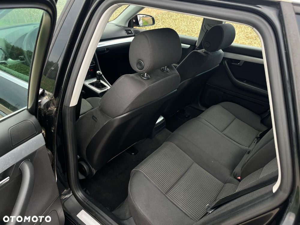 Audi A4 Avant 1.8T Quattro - 16