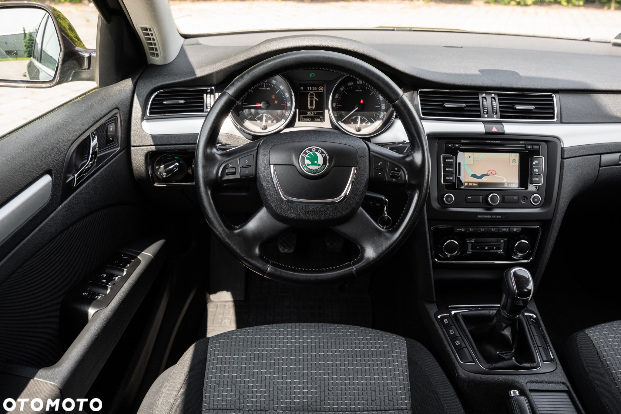Skoda Superb Combi 1.6 TDI GreenLine - 22