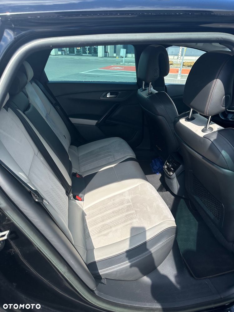 Peugeot 508 RXH 2.0 HDi HYbrid4 - 5