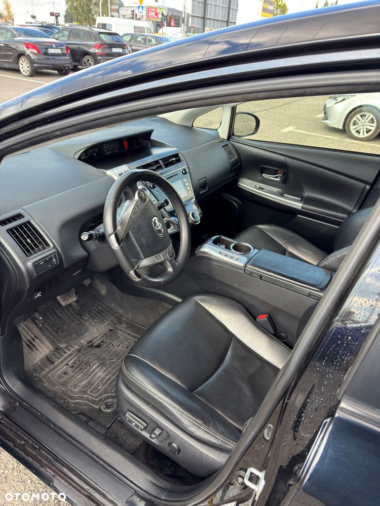 Toyota Prius+ Hybrid 135 Executive - 8