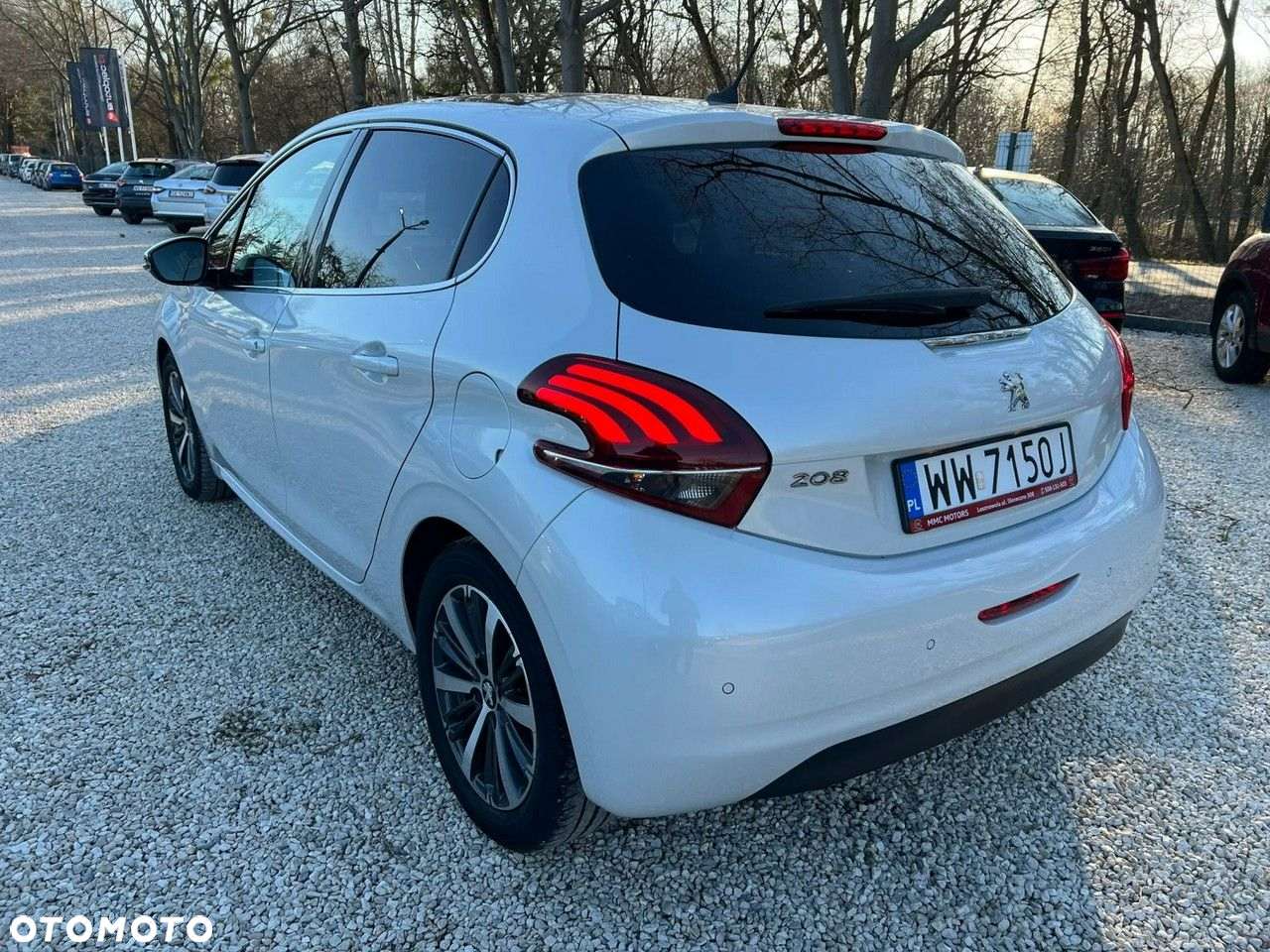 Peugeot 208 1.2 PureTech GPF Allure S&S EAT6 - 13