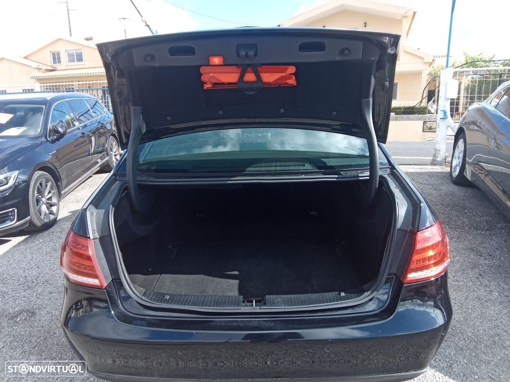 Mercedes-Benz E 300 Bluetec Hybrid Elegance - 11