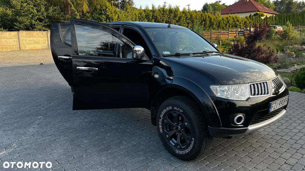 Mitsubishi L200 2.5 DID DC Intense HP - 16
