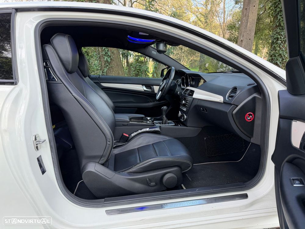 Mercedes-Benz C 220 CDI BE - 19