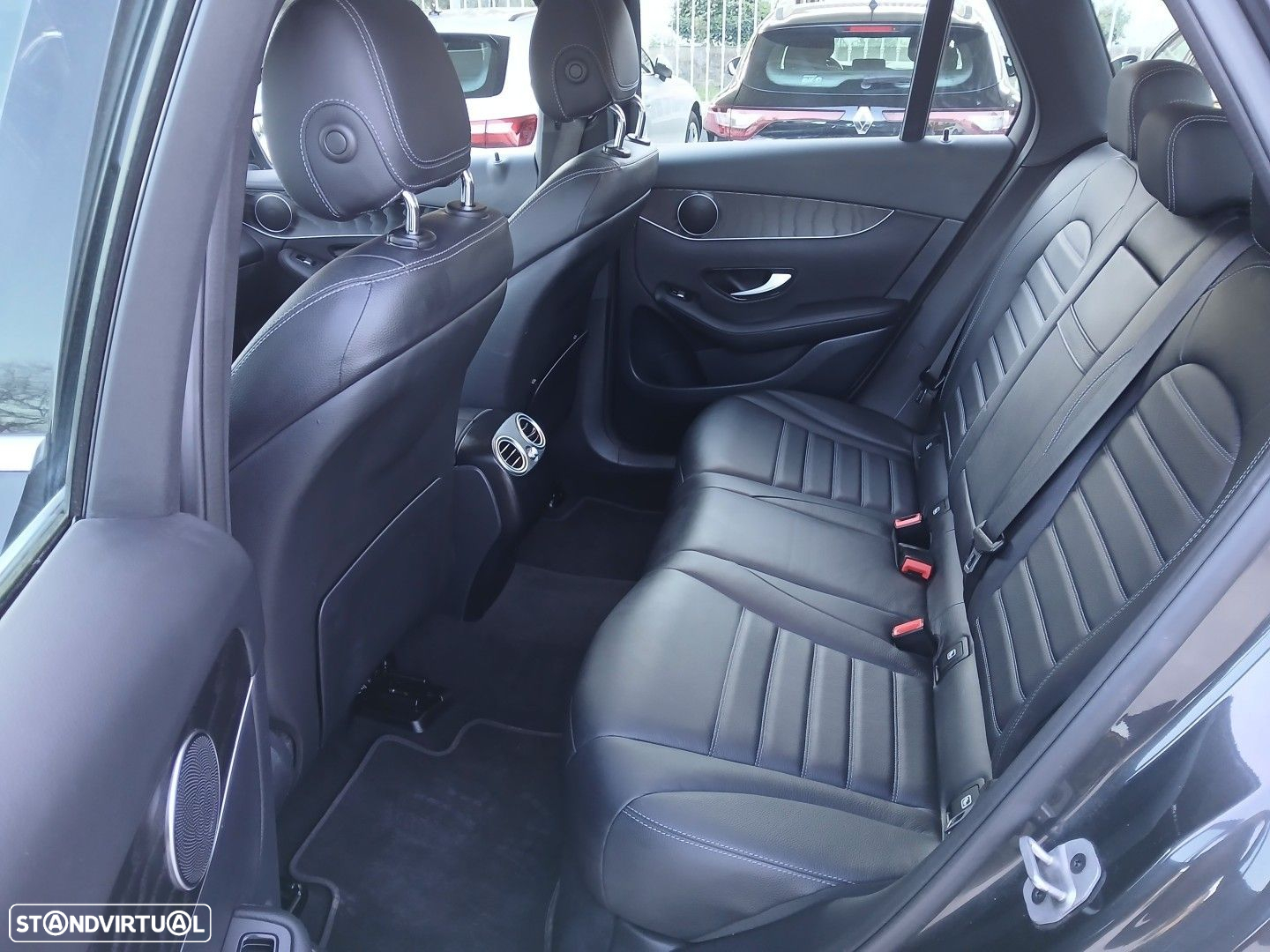 Mercedes-Benz GLC 300 de 4Matic 9G-TRONIC - 11