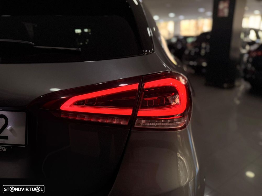 Mercedes-Benz A 180 d AMG Line Aut. - 12
