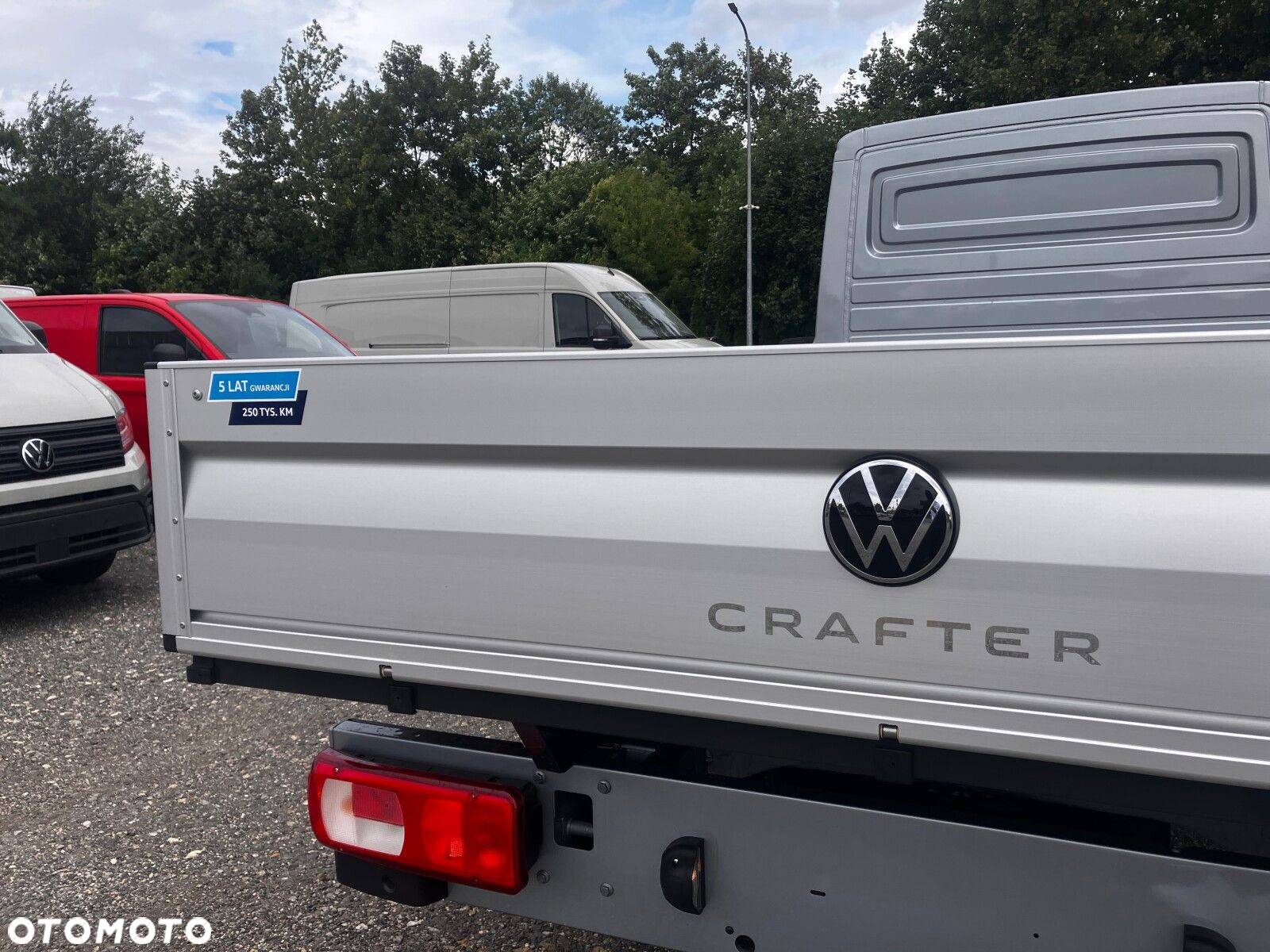 Volkswagen Crafter 35 2.0 TDI 177 KM DOKA - 13